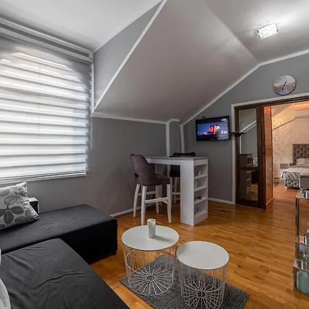 Delux Apartment